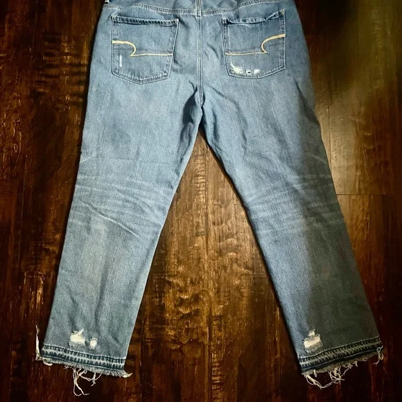 American Eagle Outfitters Classic Blue Distressed Denim - Size 16 - Picture 2 of 6